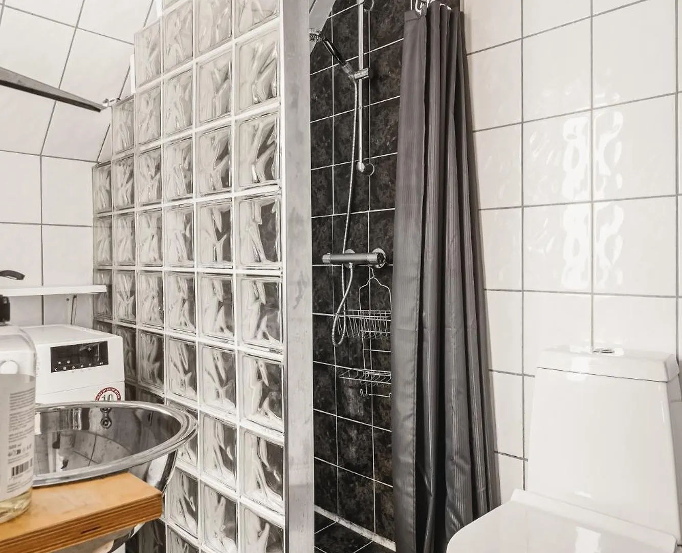 Dinbnb Apartments I Top-Floor For The Explorer! I 400M To Bryggen Bergen 0*,  Norvège